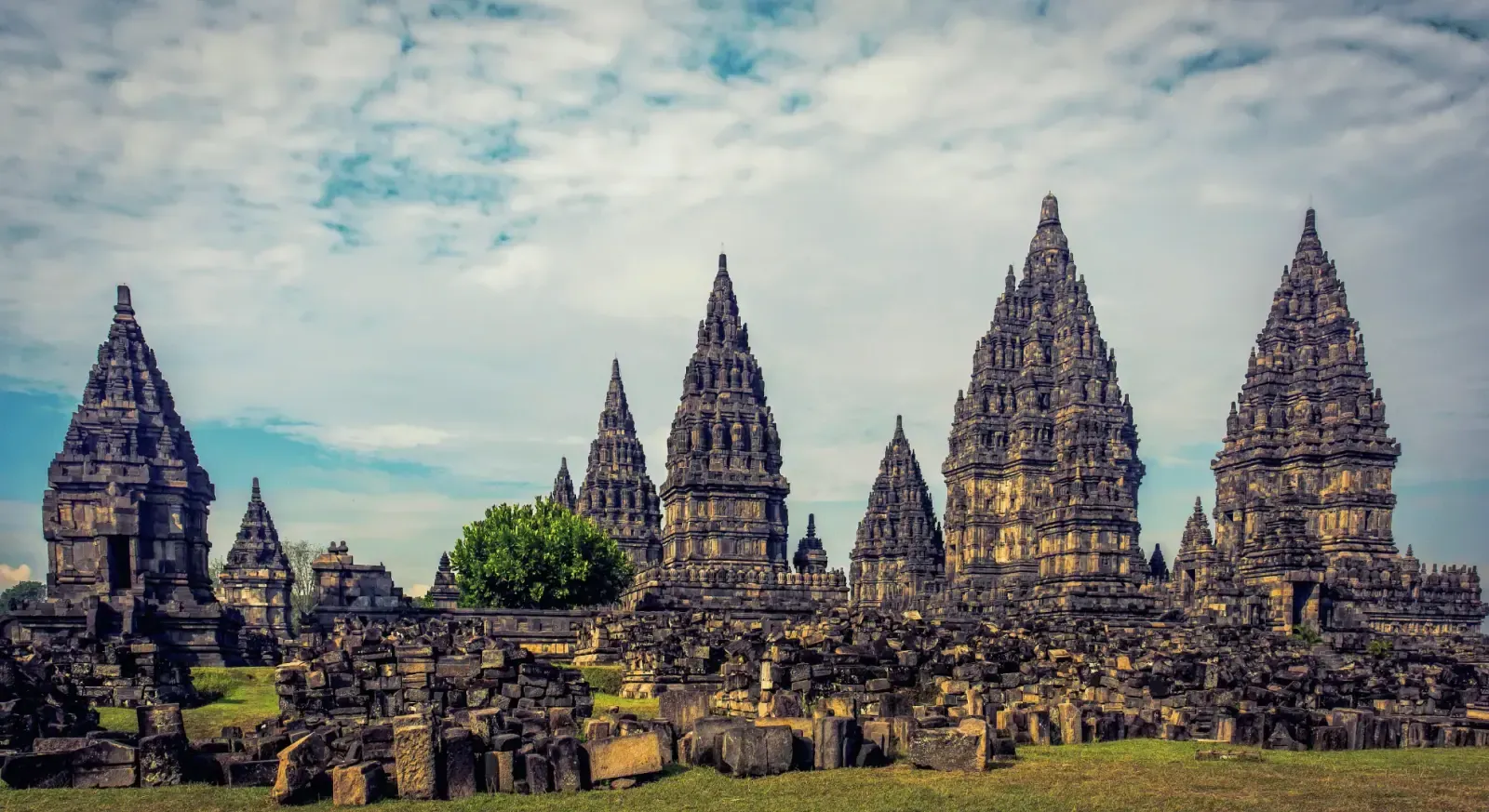 Borobudur, Prambanan & Ramayana Ballet Tour