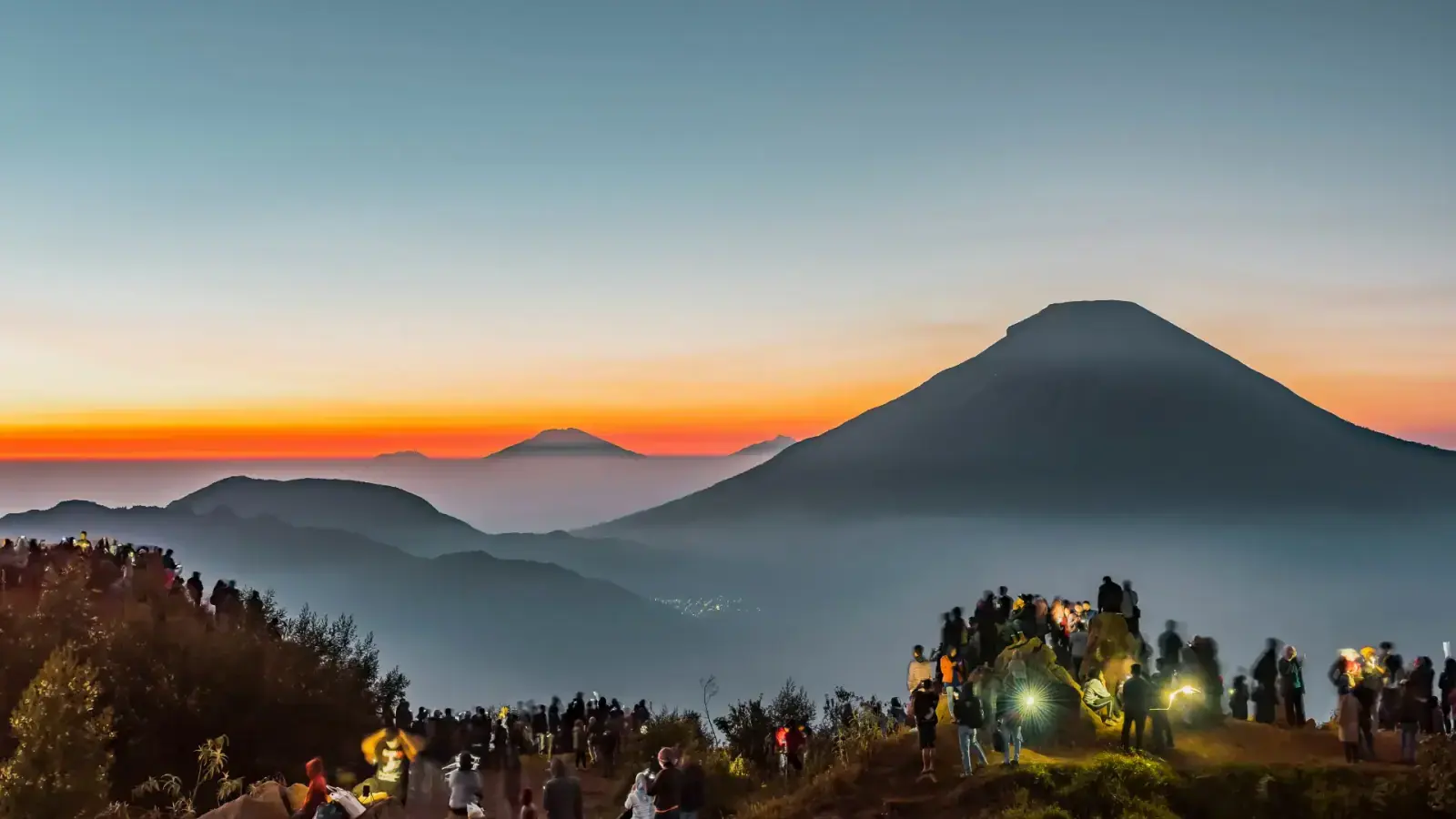 Sunrise Sikuning Dieng