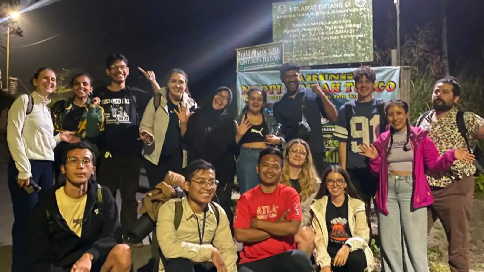 Merapi Lava Viewing - Hiking