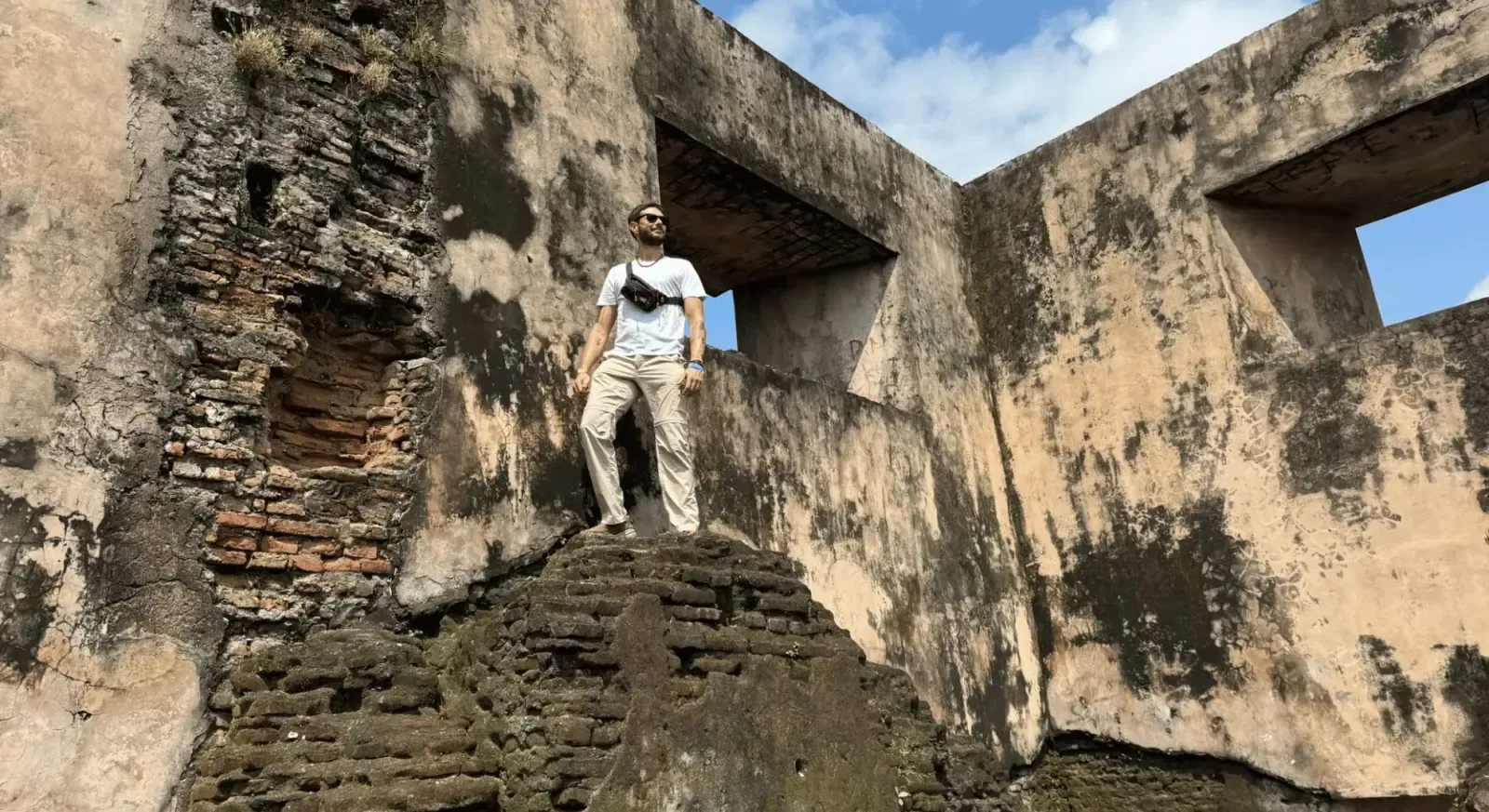Yogyakarta: 2-Day Heritage & Merapi Jeep Adventure