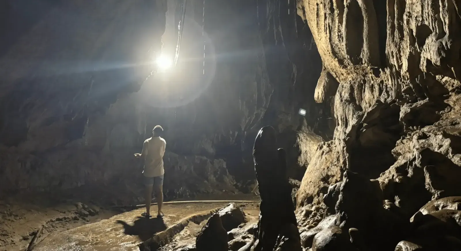 Yogyakarta: Hidden Paradise Waterfall & Swim