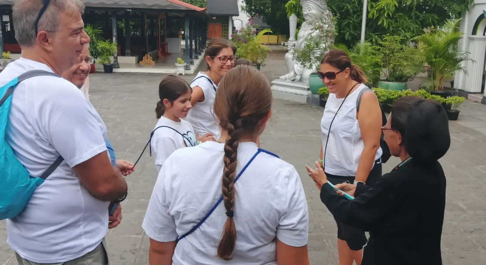 Yogyakarta Palace and Watercastle Guided Tour