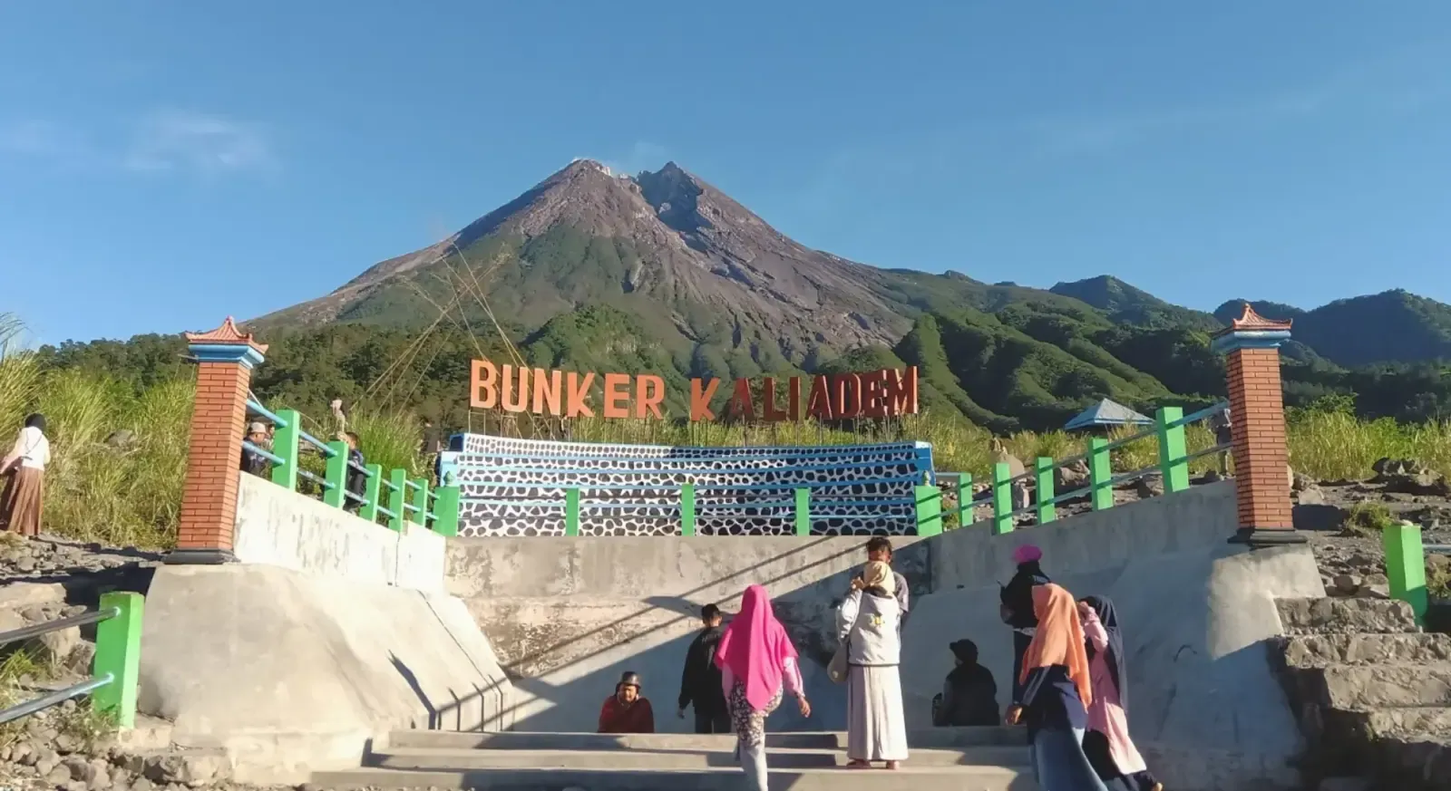 Yogyakarta: Merapi Volcano Jeep Adventure Tour
