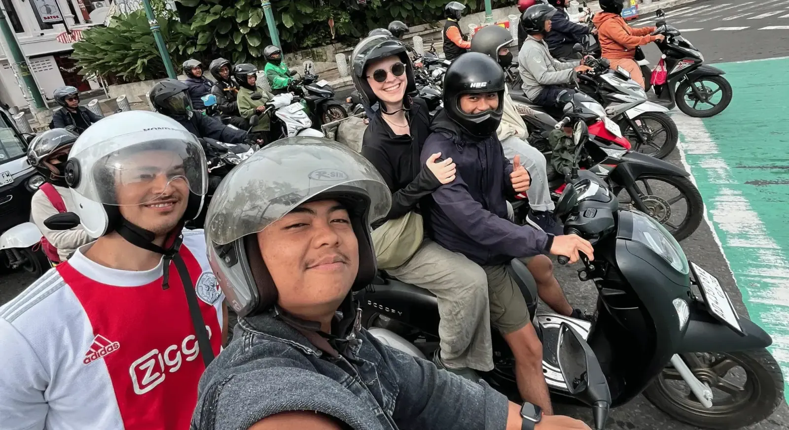 Yogyakarta : Scooter Tour & Taste Local Food