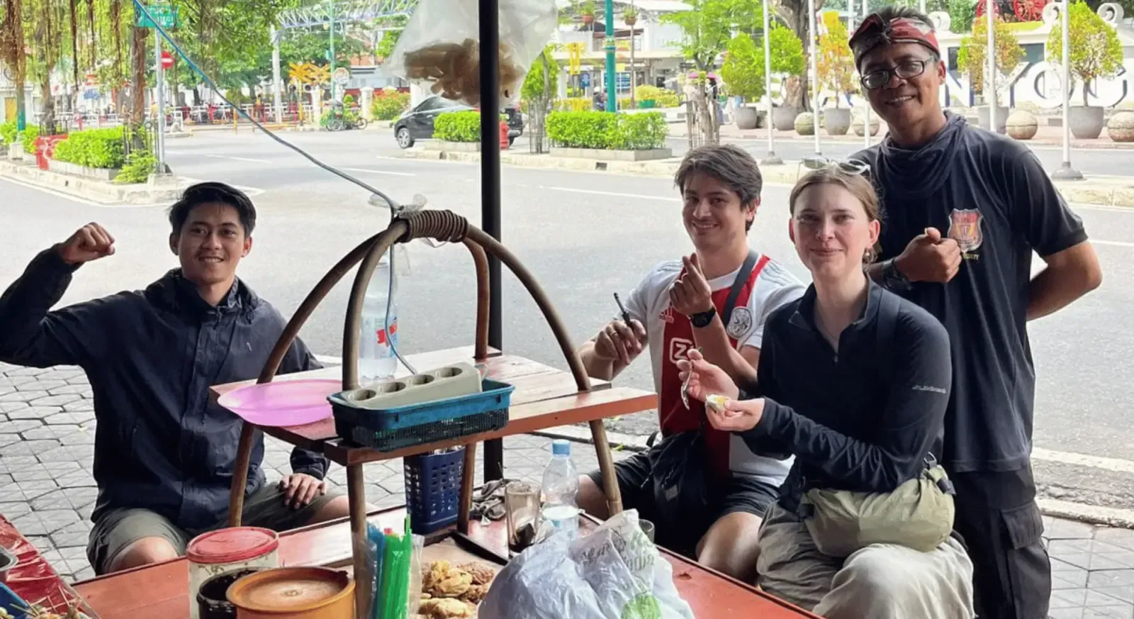Yogyakarta : Scooter Tour & Taste Local Food